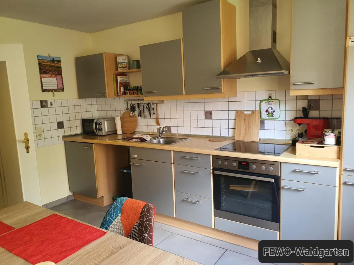 Ferienwohnung Waldgarten Бад-Мюнстерайфель Екстер'єр фото